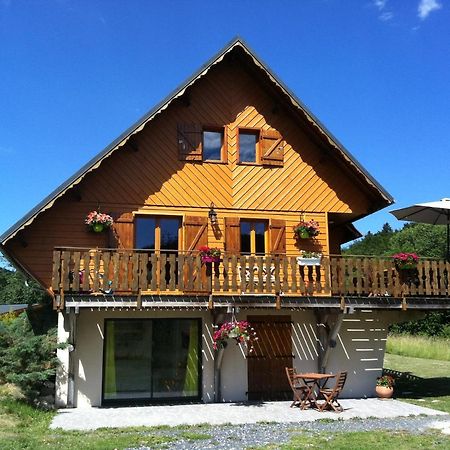 Chalet Entre Lac Et Volcan Murol Esterno foto